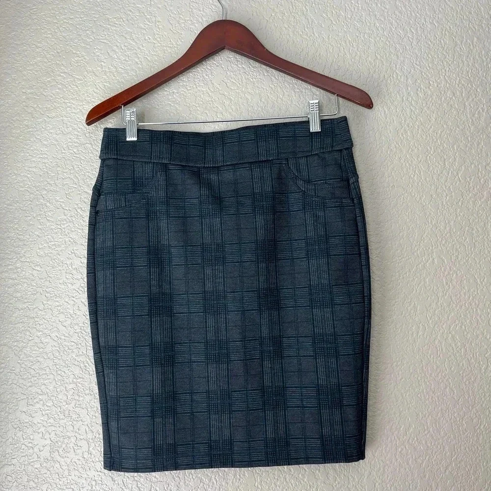Liverpool Plaid Pencil Skirt Size 4 27 Stretch